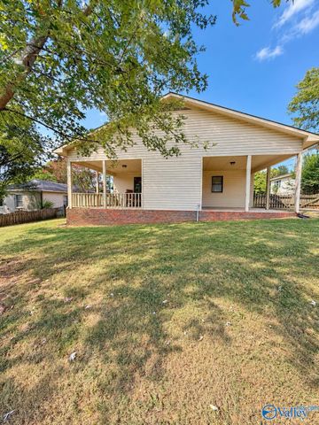 1710 McCullough Avenue NE, Huntsville, AL 35801