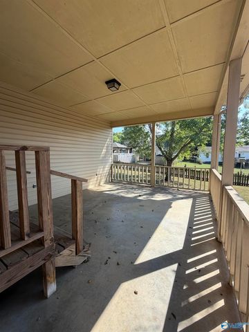 1710 McCullough Avenue NE, Huntsville, AL 35801