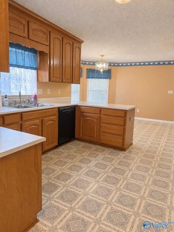 1710 McCullough Avenue NE, Huntsville, AL 35801