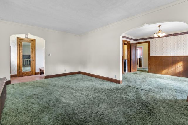 2737 Ulysses Street NE, Minneapolis, MN 55418