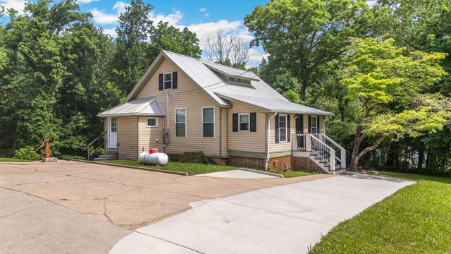 4675 University Drive, Collegedale, TN 37363