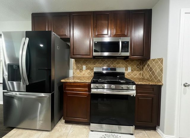 25314 Laurel Green Street, Spring, TX 77373