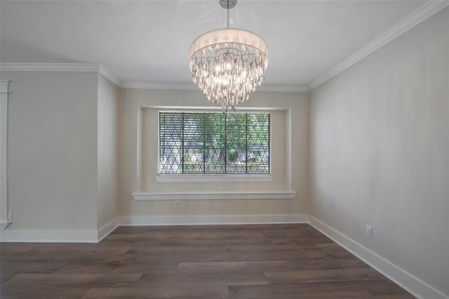 402 Forest Lake Drive, Seabrook, TX 77586