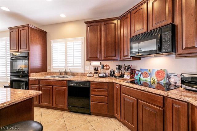 10429 Acclamato Avenue, Las Vegas, NV 89135