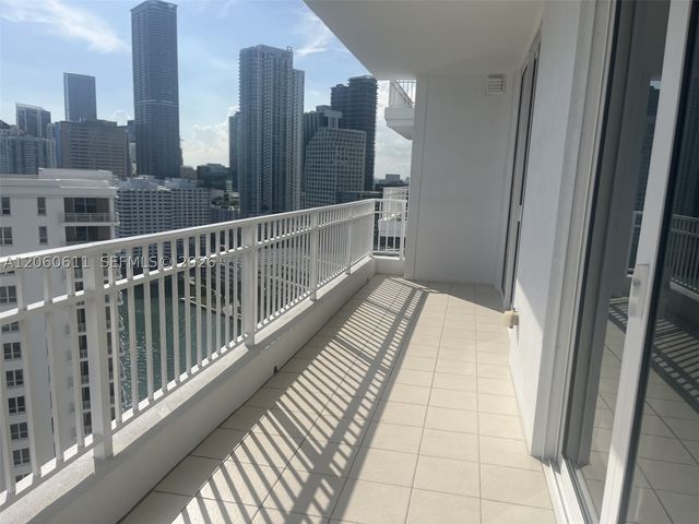 801 Brickell Key Blvd 2509, Miami, FL 33131