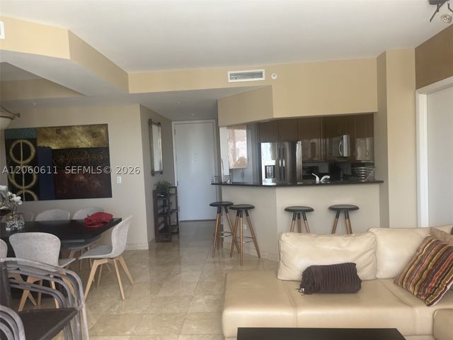801 Brickell Key Blvd 2509, Miami, FL 33131