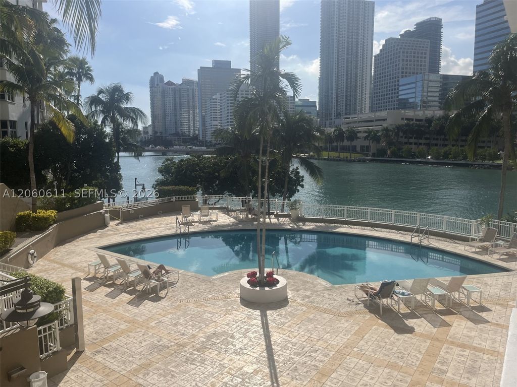 801 Brickell Key Blvd 2509, Miami, FL 33131