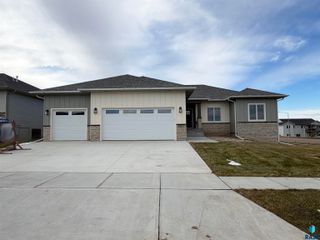 2601 S Galena Ave Avenue, Sioux Falls, SD 57110