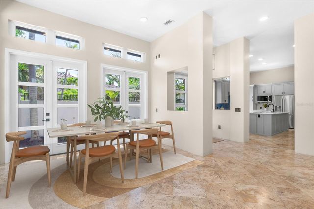 324 SIESTA DRIVE, Sarasota, FL 34242