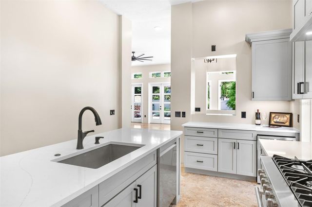 324 SIESTA DRIVE, Sarasota, FL 34242