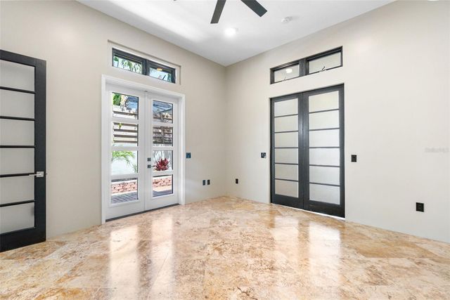 324 SIESTA DRIVE, Sarasota, FL 34242