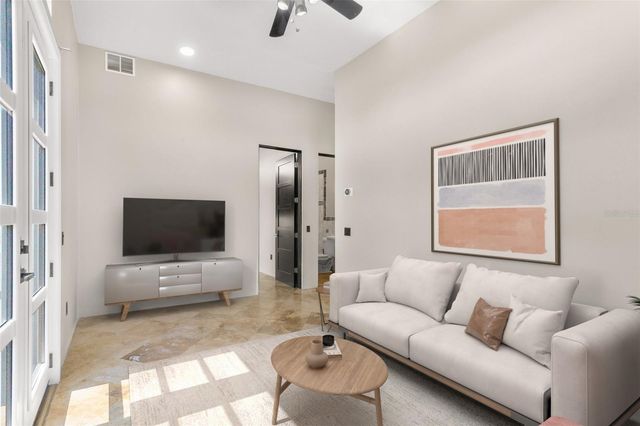 324 SIESTA DRIVE, Sarasota, FL 34242