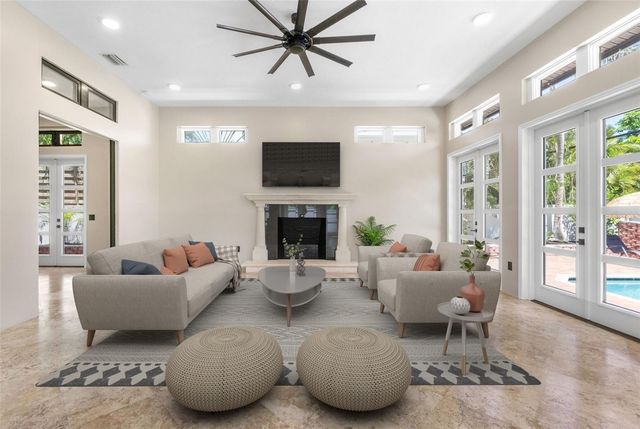 324 SIESTA DRIVE, Sarasota, FL 34242