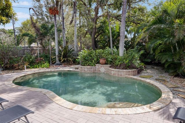 239 SOVRANO ROAD, Venice, FL 34285