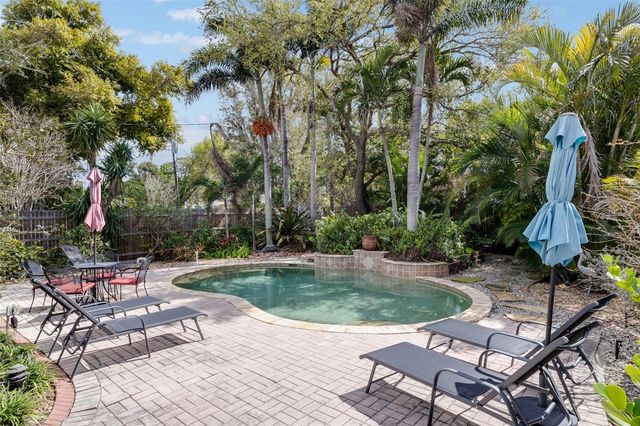 239 SOVRANO ROAD, Venice, FL 34285