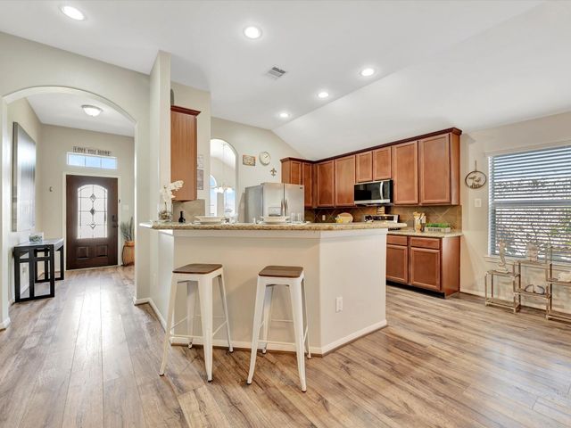 5011 Gulf Stream Lane, Bacliff, TX 77518