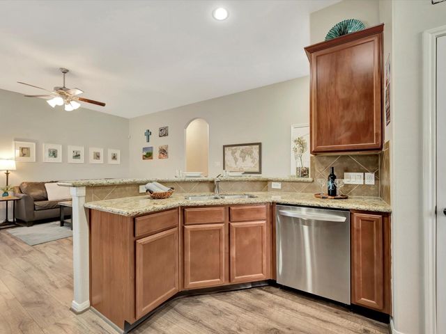 5011 Gulf Stream Lane, Bacliff, TX 77518