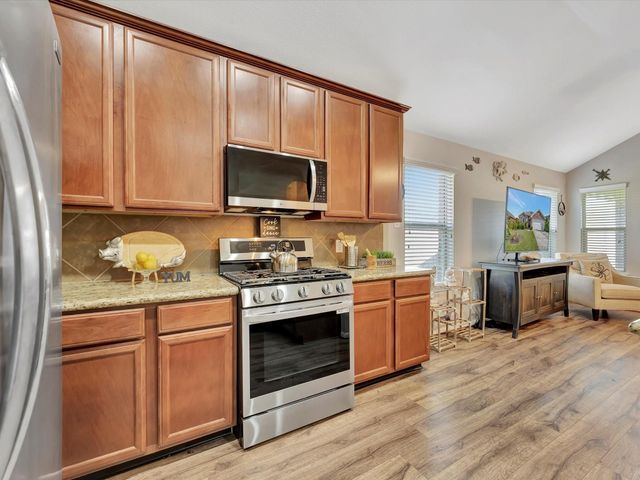 5011 Gulf Stream Lane, Bacliff, TX 77518