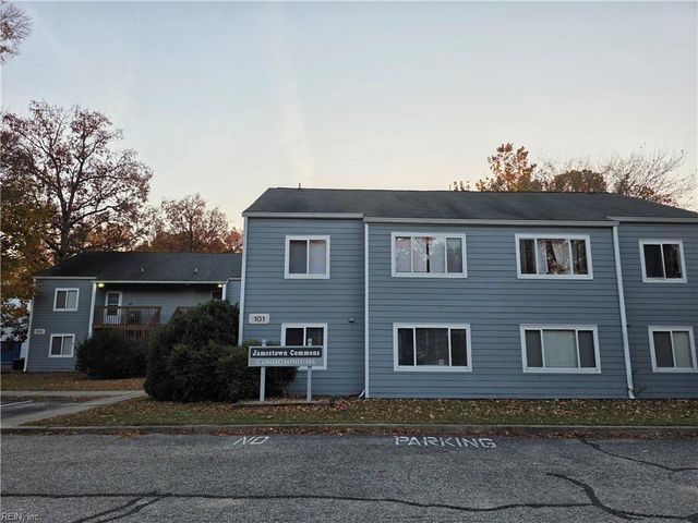 103 Lake Powell Rd Apt F, Williamsburg, VA 23185