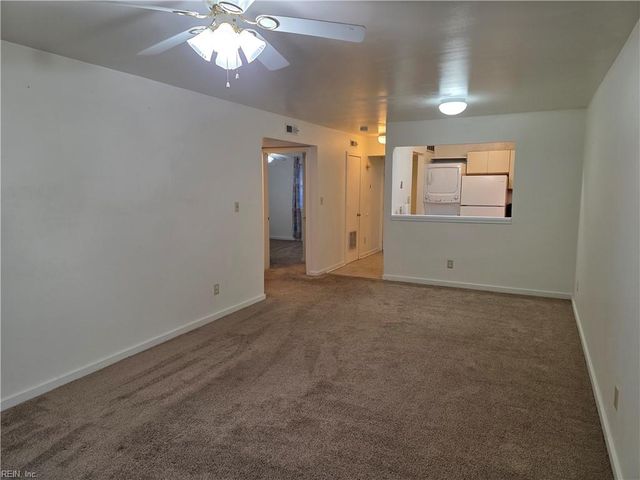 103 Lake Powell Rd Apt F, Williamsburg, VA 23185