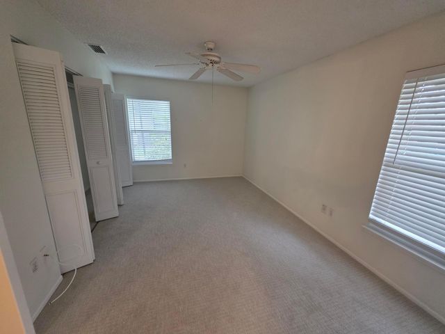 4041 NW Cinnamon Tree Circle, Jensen Beach, FL 34957