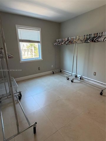 8532 SW 211th Ter, Cutler Bay, FL 33189