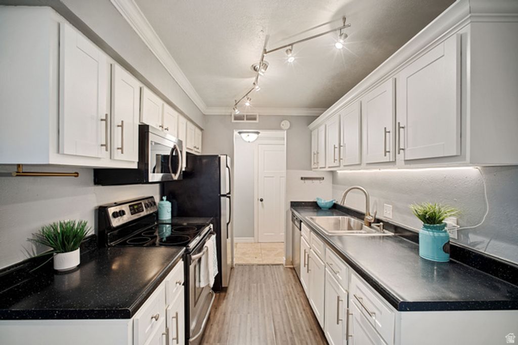 66 W LESTER AVE #K-23, Murray, UT 84107 — exterior