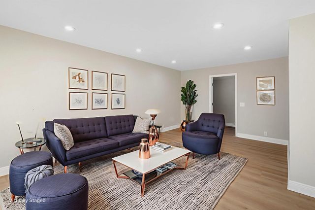 1614 13th Street, Huntsville, TX 77340