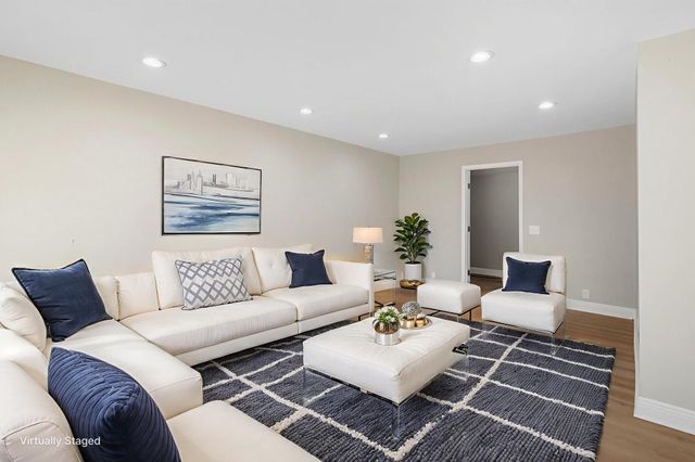 1614 13th Street, Huntsville, TX 77340