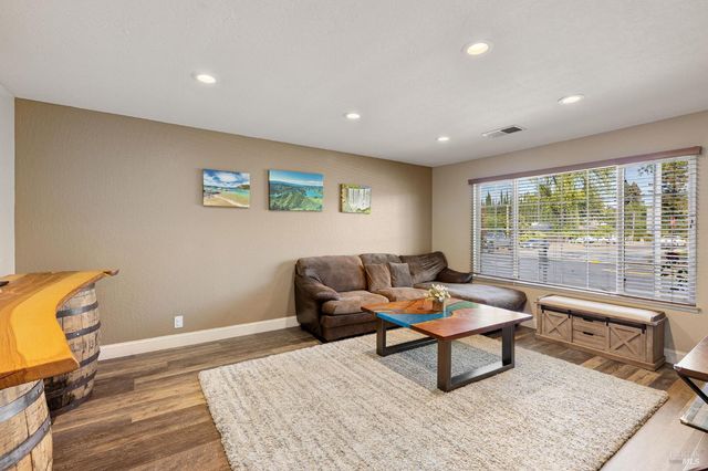 524 N Orchard Ave, Vacaville, CA 95688