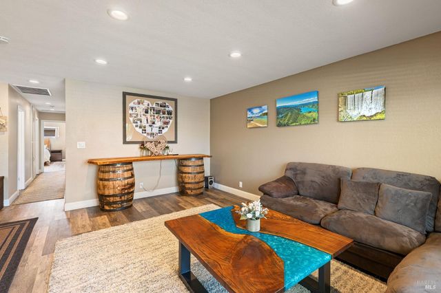 524 N Orchard Ave, Vacaville, CA 95688