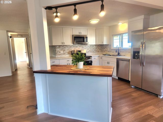 507 N 19TH Ave 29, Cornelius, OR 97113