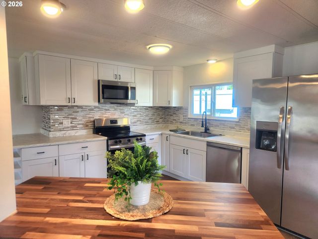 507 N 19TH Ave 29, Cornelius, OR 97113