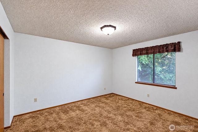 4417 NW Cascade Street, Silverdale, WA 98383