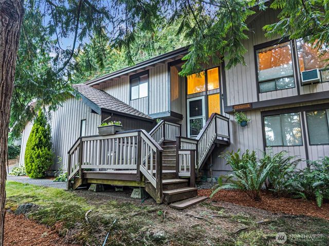 4417 NW Cascade Street, Silverdale, WA 98383