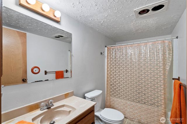 4417 NW Cascade Street, Silverdale, WA 98383
