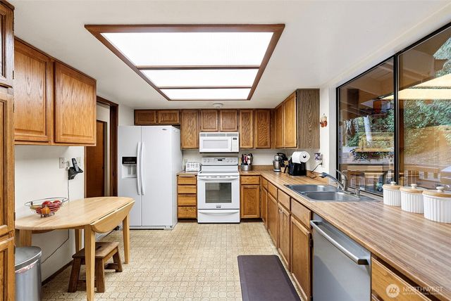 4417 NW Cascade Street, Silverdale, WA 98383