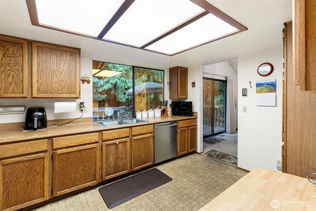 4417 NW Cascade Street, Silverdale, WA 98383