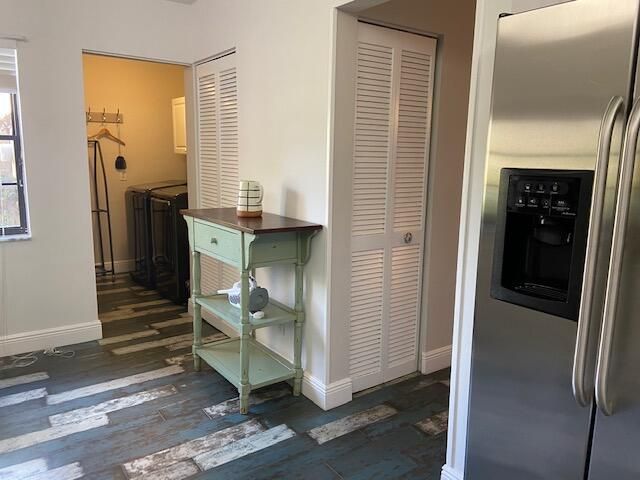 364 Prestwick Circle 4, Palm Beach Gardens, FL 33418