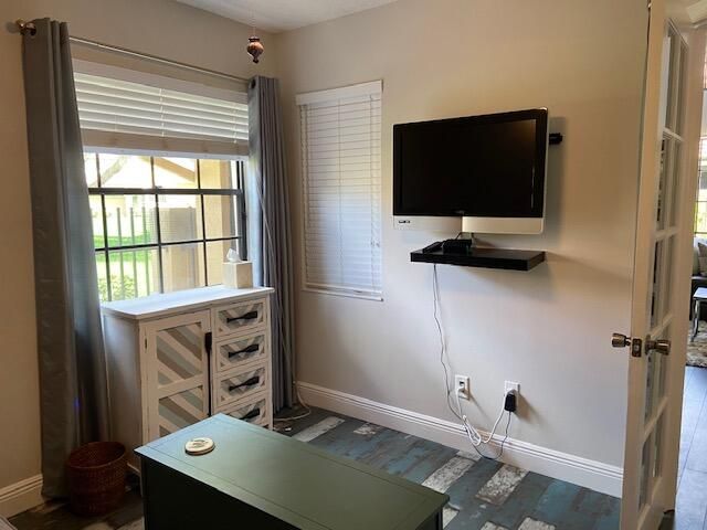 364 Prestwick Circle 4, Palm Beach Gardens, FL 33418