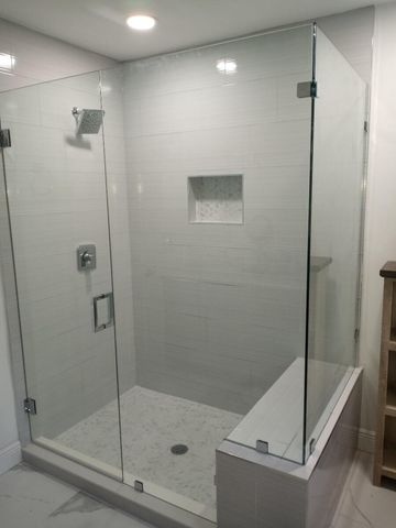 364 Prestwick Circle 4, Palm Beach Gardens, FL 33418