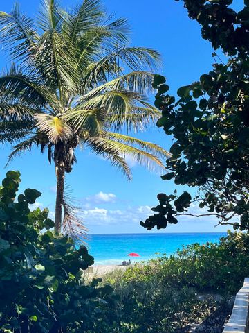 364 Prestwick Circle 4, Palm Beach Gardens, FL 33418