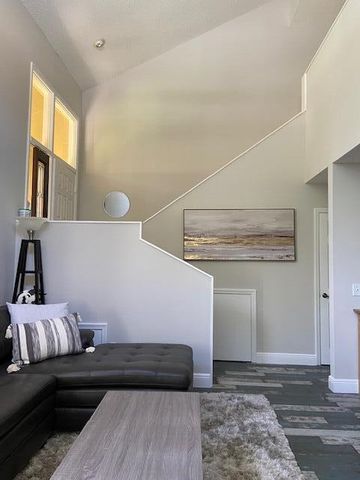 364 Prestwick Circle 4, Palm Beach Gardens, FL 33418