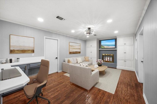 318 NW Oakland Circle, Fort Walton Beach, FL 32548