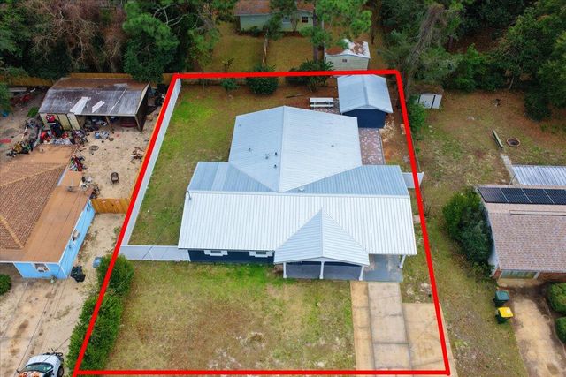 318 NW Oakland Circle, Fort Walton Beach, FL 32548