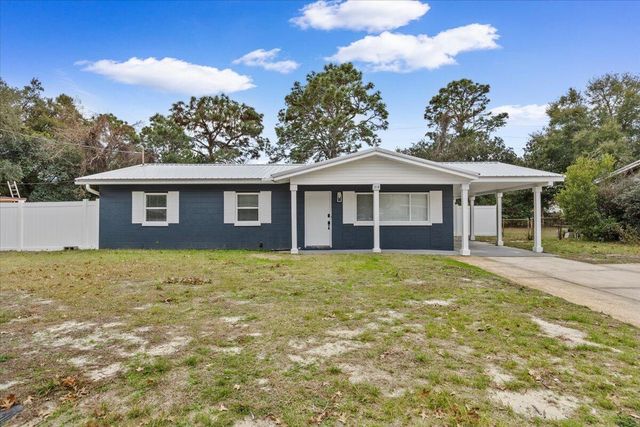 318 NW Oakland Circle, Fort Walton Beach, FL 32548