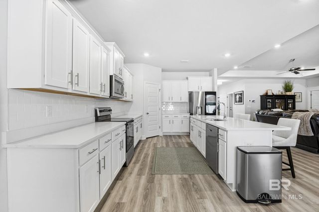 11123 Genuine Risk Circle, Daphne, AL 36526