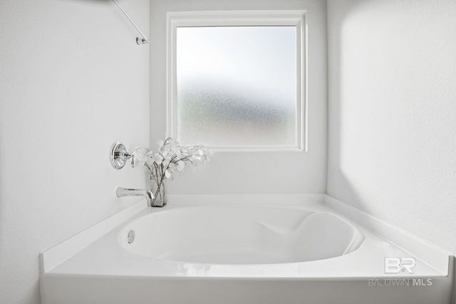 11123 Genuine Risk Circle, Daphne, AL 36526