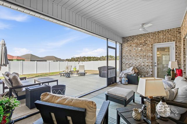 11123 Genuine Risk Circle, Daphne, AL 36526