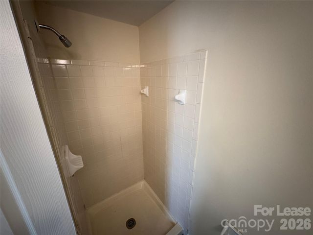 1604 Arlyn Circle, Charlotte, NC 28213